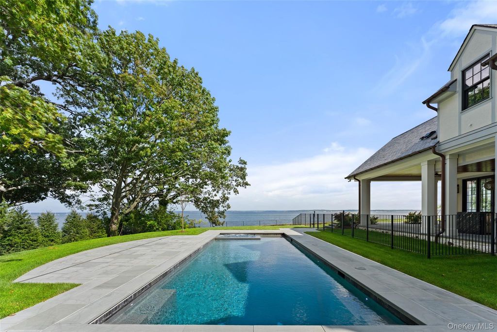 104 Premium Point, Mamaroneck, NY 10801 — photo 2