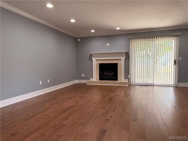 24 Sugar Berry Lane, Amherst, NY 14221