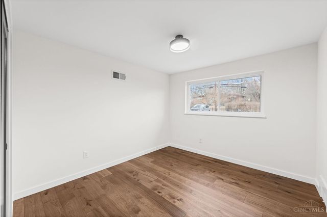 6750 Elbrook Avenue, Amberley, OH 45237