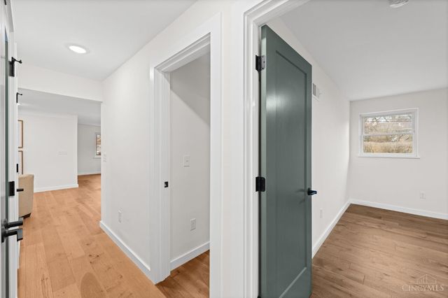 6750 Elbrook Avenue, Amberley, OH 45237