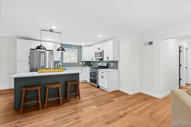 6750 Elbrook Avenue, Amberley, OH 45237