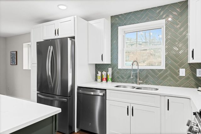 6750 Elbrook Avenue, Amberley, OH 45237