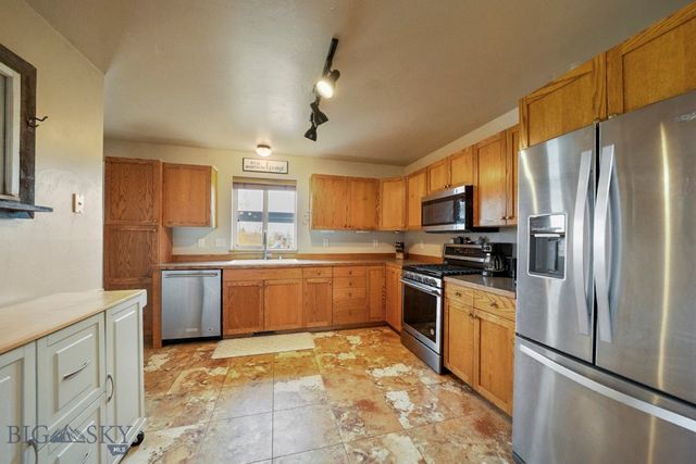 174 Heidi Lane, Belgrade, MT 59714