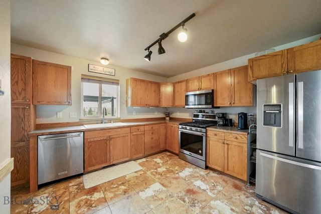 174 Heidi Lane, Belgrade, MT 59714