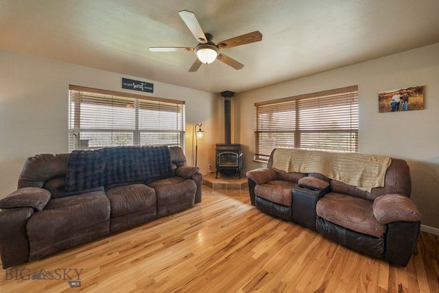174 Heidi Lane, Belgrade, MT 59714