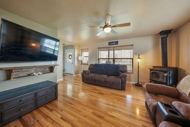 174 Heidi Lane, Belgrade, MT 59714
