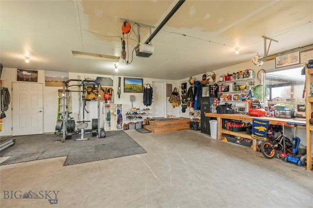 174 Heidi Lane, Belgrade, MT 59714