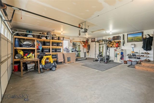 174 Heidi Lane, Belgrade, MT 59714