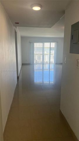 15205 NE 6th Ave D301, Miami, FL 33162