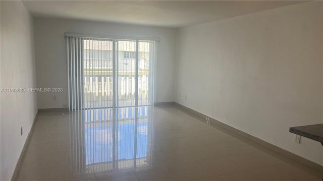 15205 NE 6th Ave D301, Miami, FL 33162