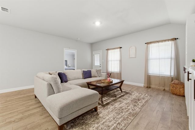 644 Griffith Park Trail, Alvarado, TX 76009