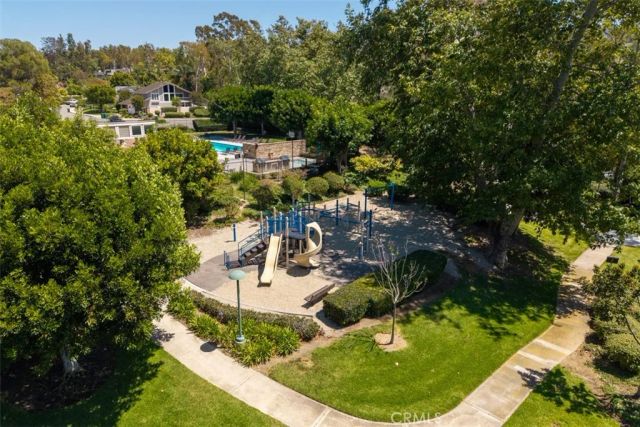 2 Rocky Glen, Irvine, CA 92603