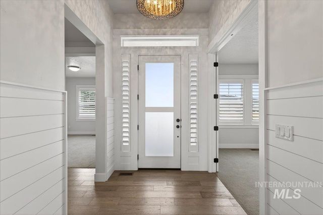 604 S Rivermist Ave, Star, ID 83669