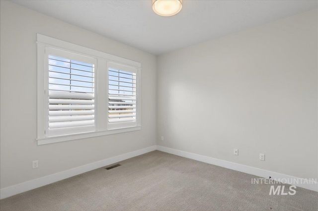 604 S Rivermist Ave, Star, ID 83669