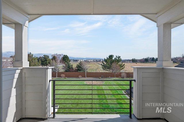 604 S Rivermist Ave, Star, ID 83669