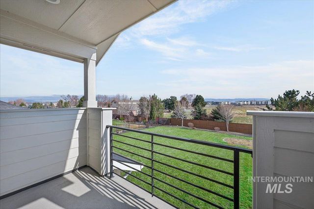 604 S Rivermist Ave, Star, ID 83669