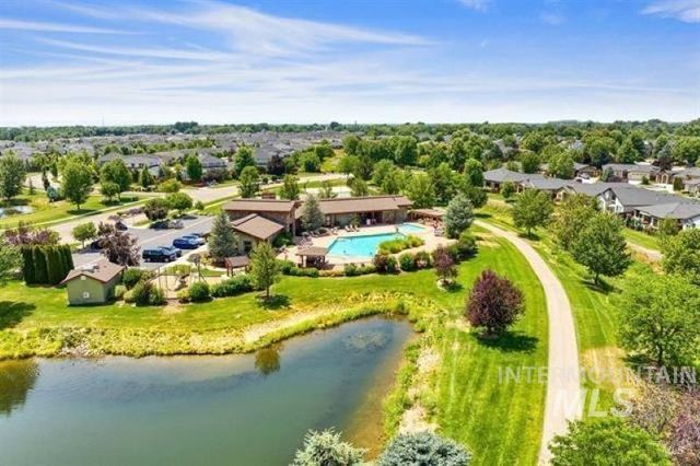 604 S Rivermist Ave, Star, ID 83669