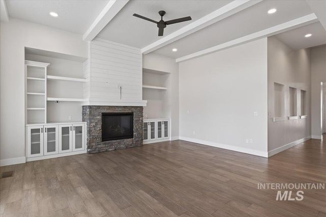 604 S Rivermist Ave, Star, ID 83669