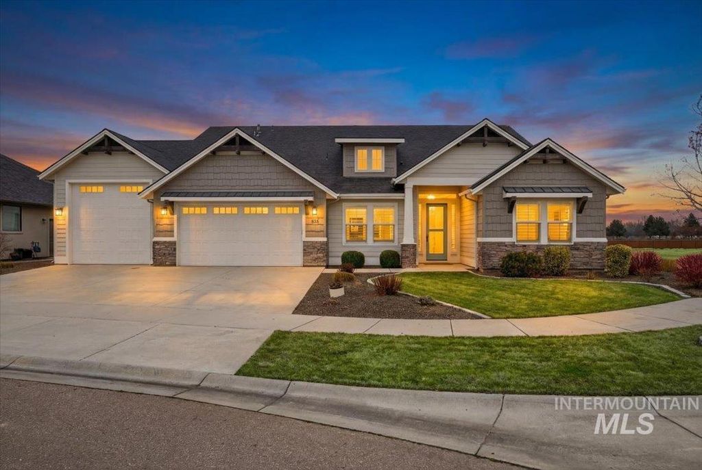 604 S Rivermist Ave, Star, ID 83669