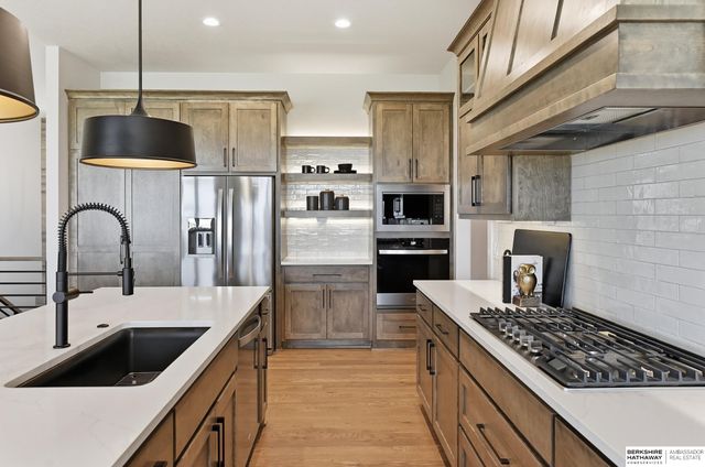 3513 S 219th Street, Omaha, NE 68022