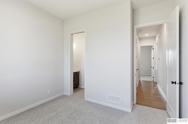 3513 S 219th Street, Omaha, NE 68022