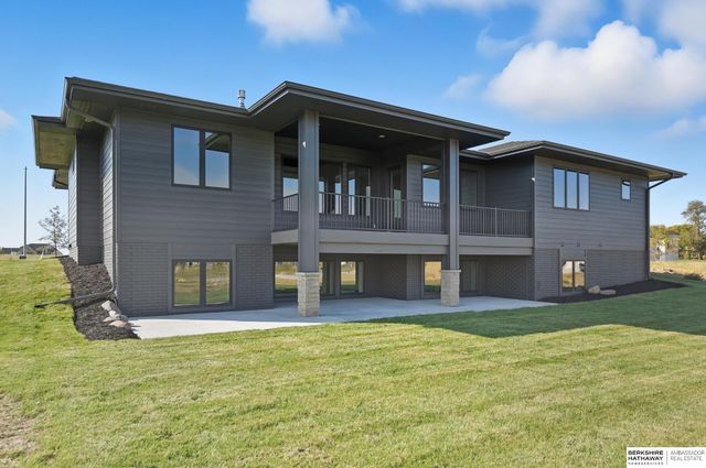 3513 S 219th Street, Omaha, NE 68022