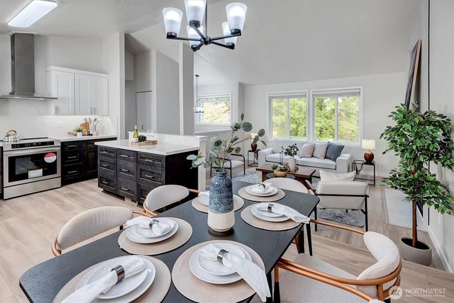 16233 NE 107th Ct., Redmond, WA 98052