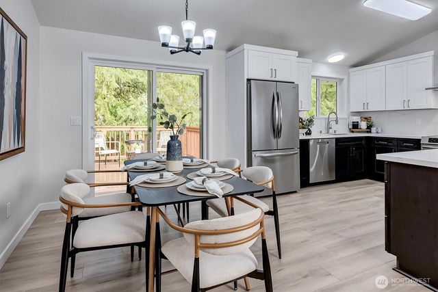 16233 NE 107th Ct., Redmond, WA 98052