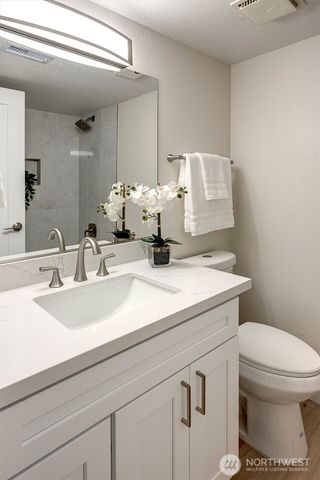 16233 NE 107th Ct., Redmond, WA 98052