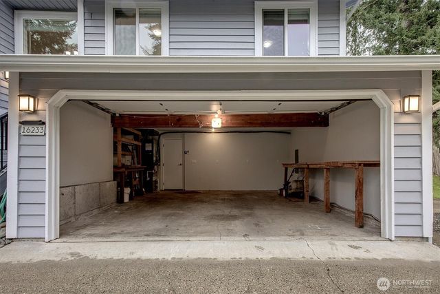 16233 NE 107th Ct., Redmond, WA 98052