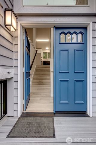 16233 NE 107th Ct., Redmond, WA 98052