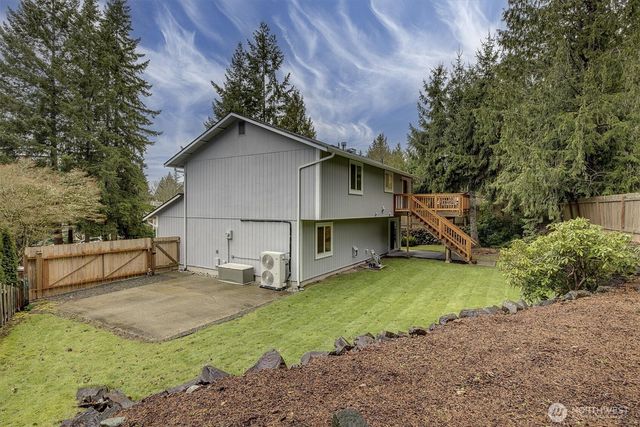 16233 NE 107th Ct., Redmond, WA 98052