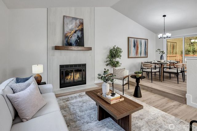 16233 NE 107th Ct., Redmond, WA 98052