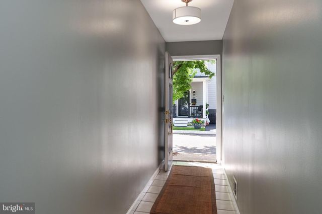64 CHURCH ST, Lambertville, NJ 08530