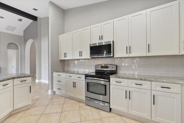 6634 38TH STREET E, Sarasota, FL 34243