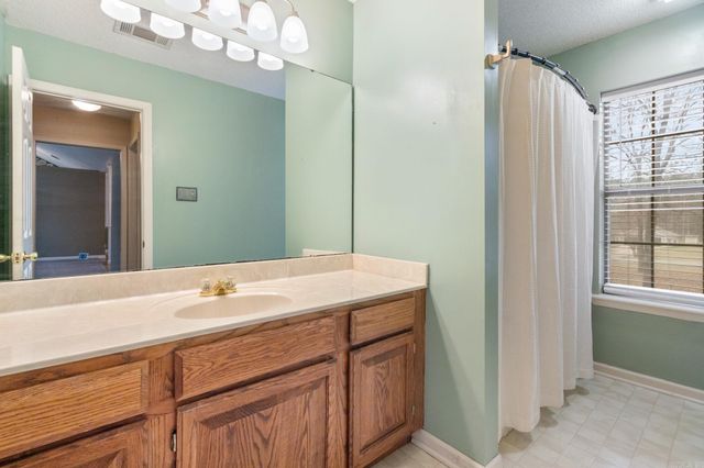 296 Deer Creek Drive, Cabot, AR 72023