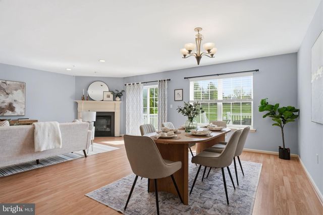 159 HAMPSHIRE DR, Sellersville, PA 18960