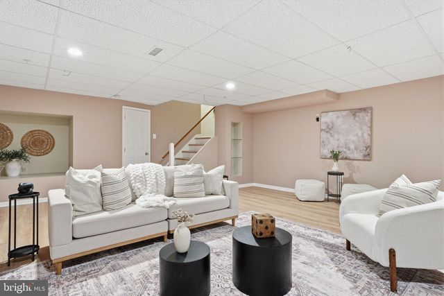 159 HAMPSHIRE DR, Sellersville, PA 18960