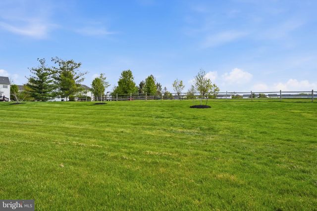 159 HAMPSHIRE DR, Sellersville, PA 18960