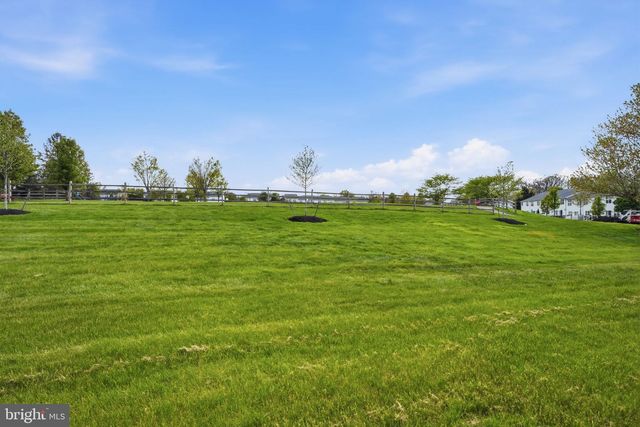 159 HAMPSHIRE DR, Sellersville, PA 18960