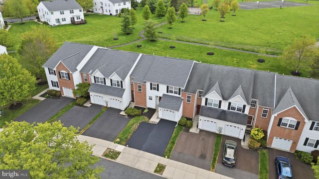 159 HAMPSHIRE DR, Sellersville, PA 18960