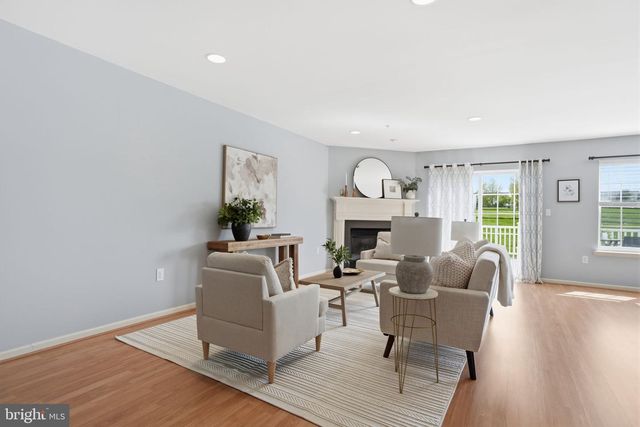 159 HAMPSHIRE DR, Sellersville, PA 18960