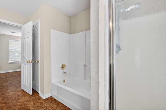 506 Deer Creek Road, Sadler, TX 76264