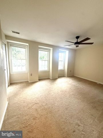 10313 LATNEY RD, Fairfax, VA 22032