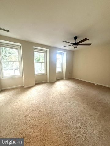 10313 LATNEY RD, Fairfax, VA 22032
