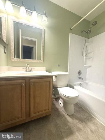 10313 LATNEY RD, Fairfax, VA 22032