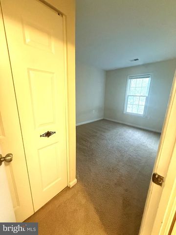 10313 LATNEY RD, Fairfax, VA 22032