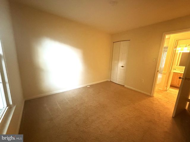 10313 LATNEY RD, Fairfax, VA 22032