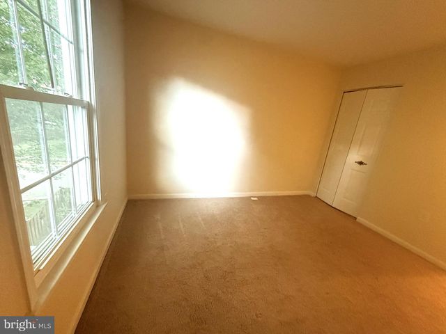 10313 LATNEY RD, Fairfax, VA 22032