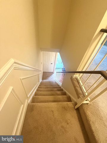 10313 LATNEY RD, Fairfax, VA 22032